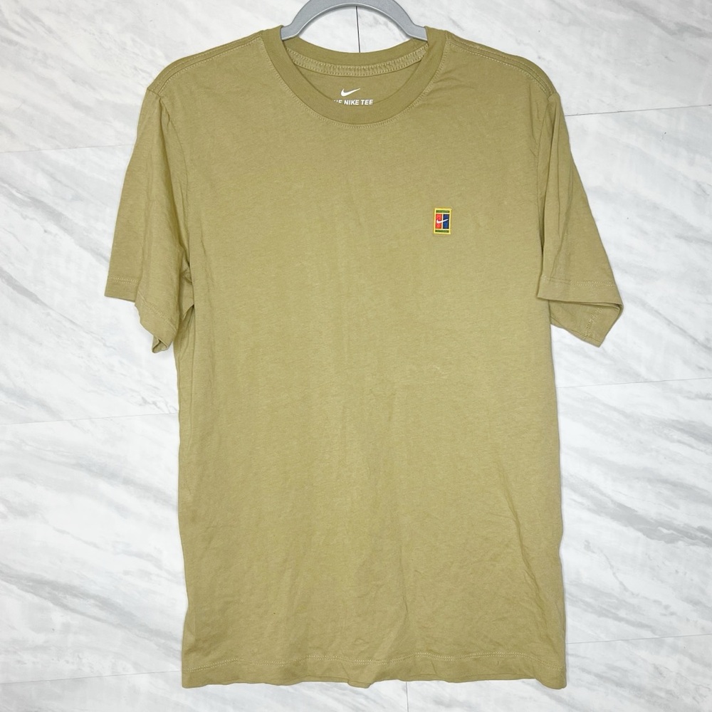 The Nike Tee Tan Beige Medium